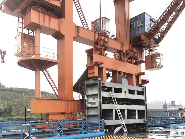 閘門水封更換、改造施工