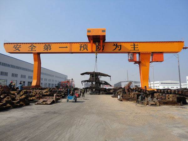 在室外門式起重機進行安裝時旳注意事項